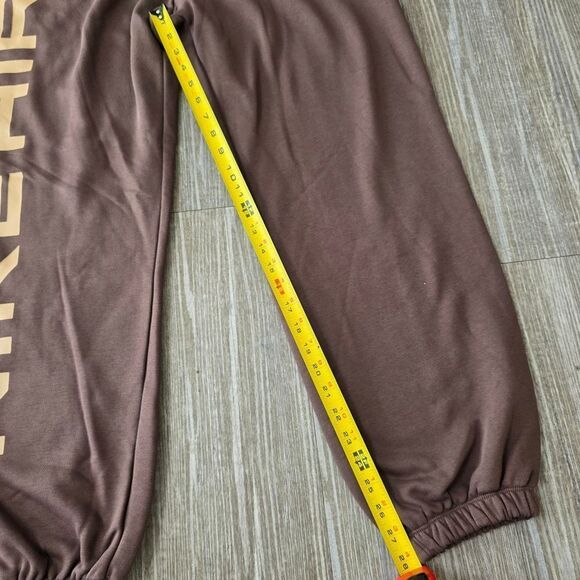 Nike Air Max High-Waisted Joggers Women's M Brown Beige Fleece New LE FB8051-237 - Picture 13 of 16